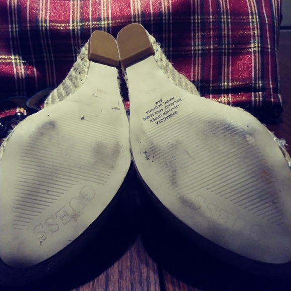 Guess open-toe wedges - Picture 7 of 8